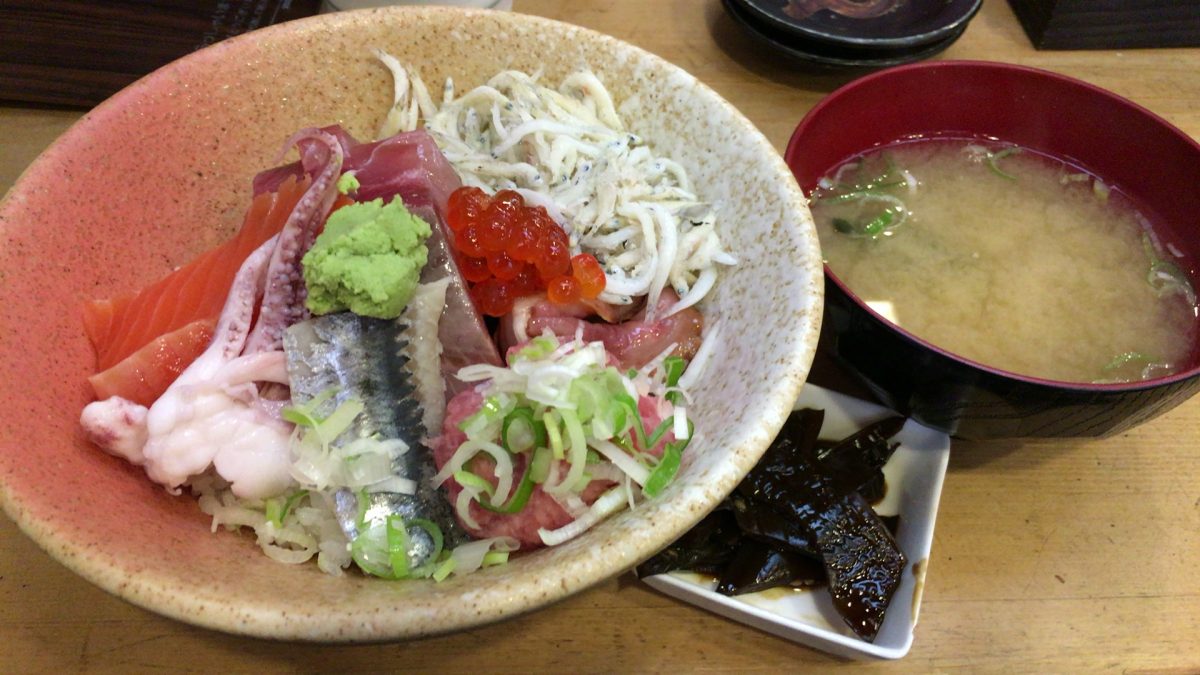 【さいたま市中央区】「海鮮料理 魚がし 大膳」のランチは最強のコスパかも！